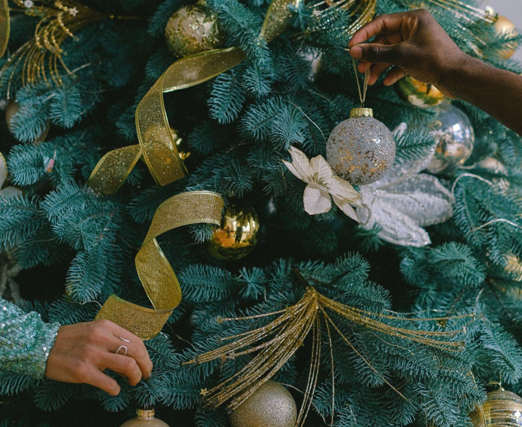 Create Family Memories with Glass Ornaments